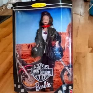 1998 Harley Davidson barbie Collector's Edition.